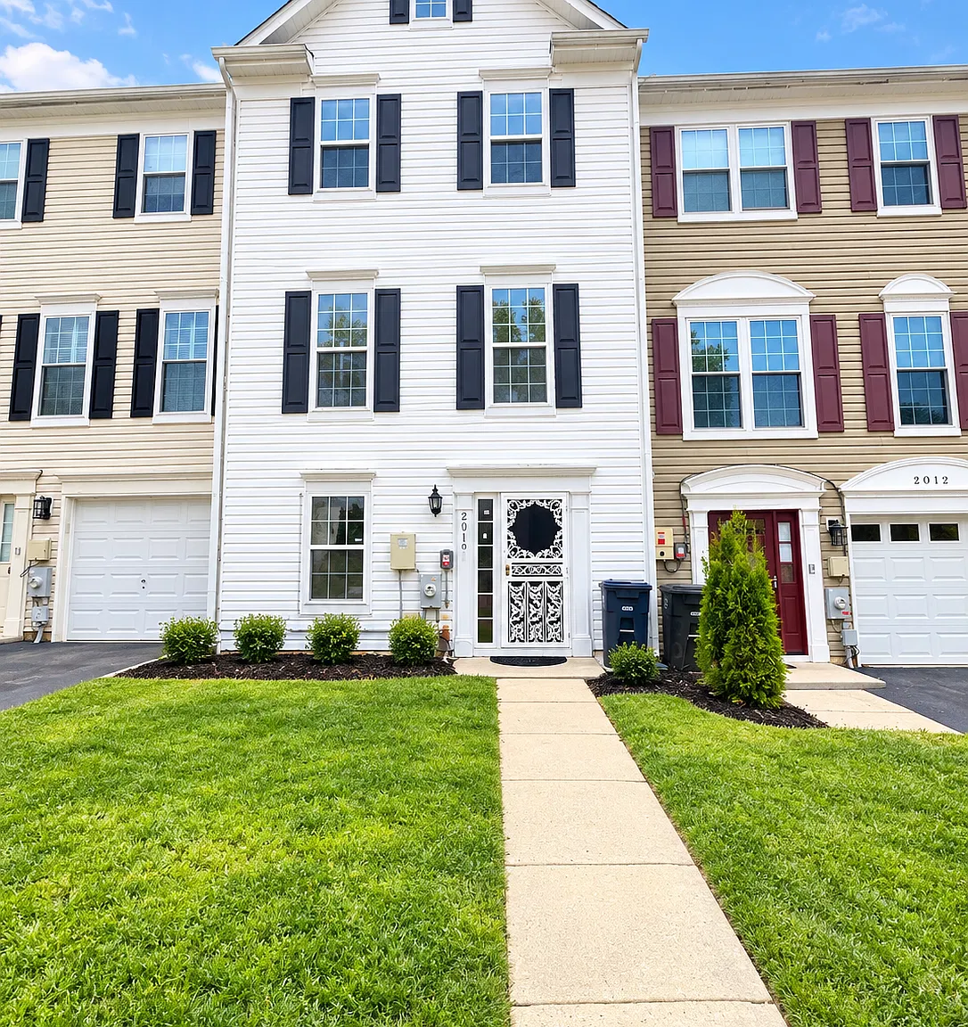 6 bed, 1700 sqft, $6,800 — Photo 1
