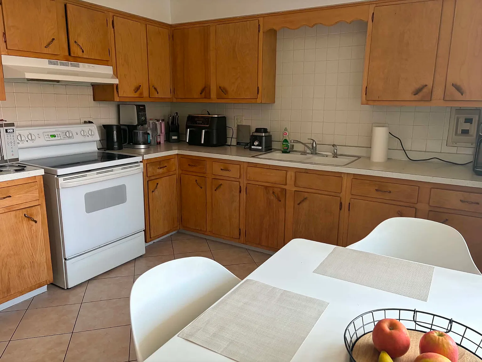 2 bed, $1,850 — Photo 2