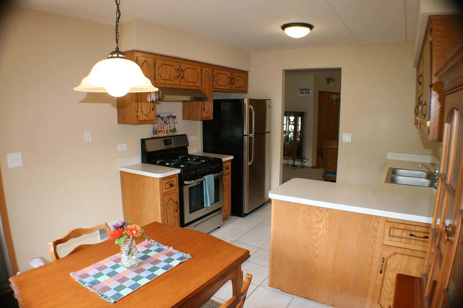 6650 183rd St APT 1A photo 1