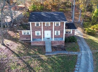 1797 Huber Rd, Charleston, WV 25314