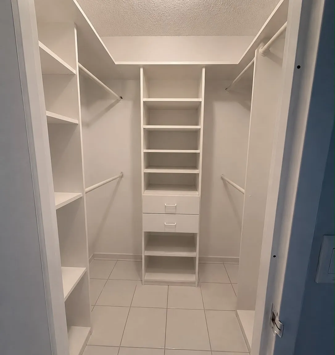 1 bed, 1000 sqft, $1,800 — Photo 4
