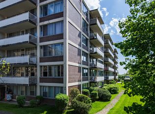 2 Milepost, 52, 54, 56, 58 Thorncliffe Park Drive, Toronto, ON M4H 1C7