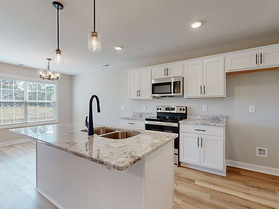 3rd image of 338 Galway Dr Lot 115