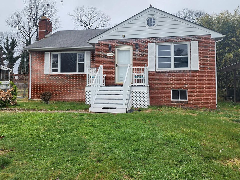 1st image of 1010 Stewart Ln