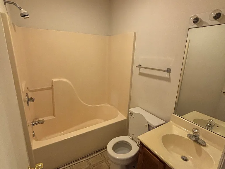 1726 Lone Tree Way — Photo 6