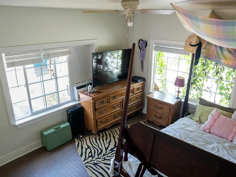 1909 Colquitt St #7 — Photo 11