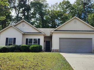 2236 Avalon Trce, Winder, GA 30680