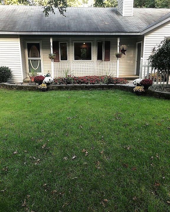 1st image of 3483 Oakdale Dr