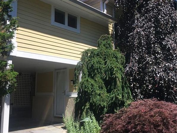7 Valley View Rd #1