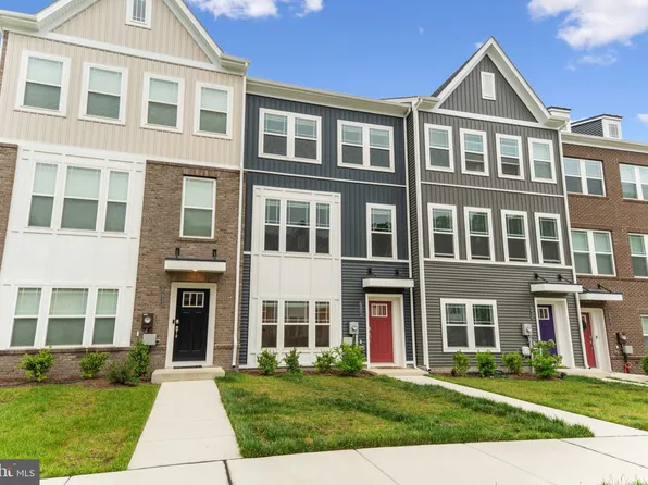 6951 Farragut Dr, Bryans Road, MD 20616