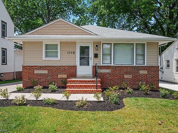 2nd image of 1118 Summit Dr