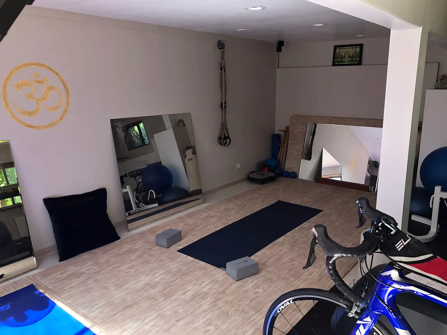1 bed, 1500 sqft, $2,500 — Photo 3