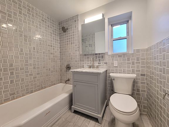 5th image of 48-20 Ditmars Blvd #1