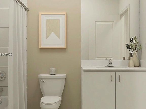 3rd image of 2538 SE 29th St