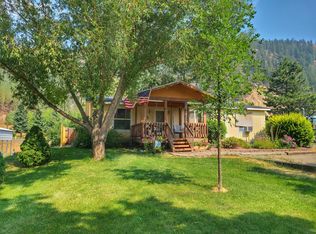 1393 East St, Addy, WA 99101