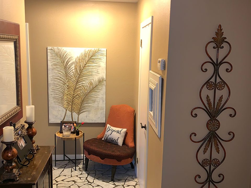 Foyer-Original marble floors
