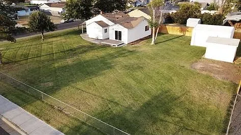 3 bed, 1349 sqft, $2,750 — Photo 1
