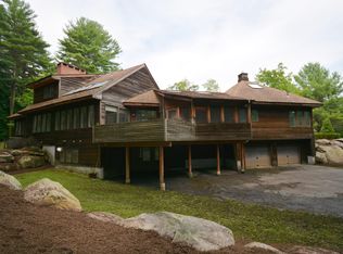 175 Castle Hill Ave, Great Barrington, MA 01230