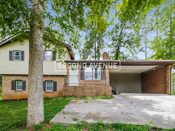 67 Red Oak Dr, Newnan, GA 30263