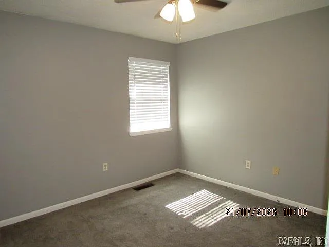 1230 Clifton St #9 — Photo 8