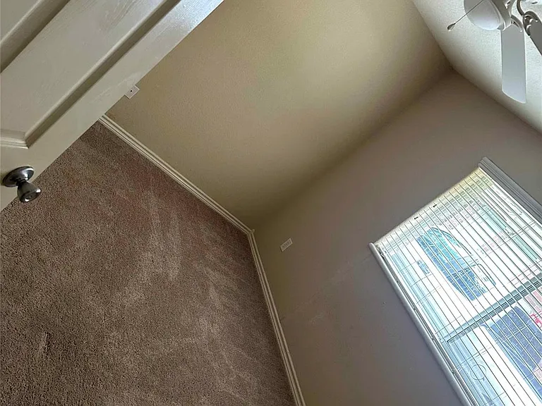 1104 Hidden Oaks St — Photo 17