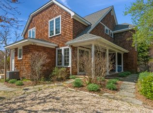 38 Cliff Rd, Amagansett, NY 11930