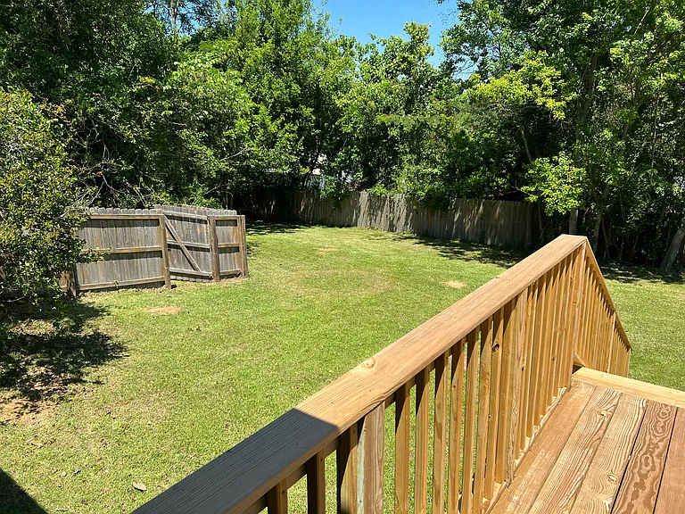 225 Kitchings Dr — Photo 23