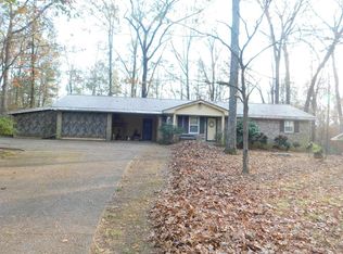 175 Castlegate Cir, Carrollton, GA 30116