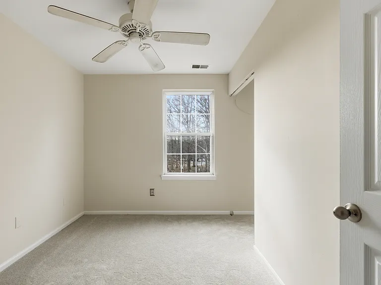 14810 Millicent Ct — Photo 18