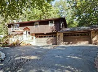 5406 E Reas Bridge Rd, Decatur, IL 62521