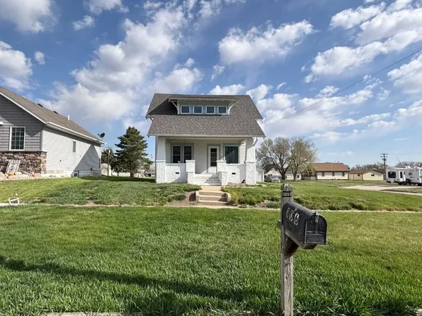 106 W Prairie St, Albion, NE 68620