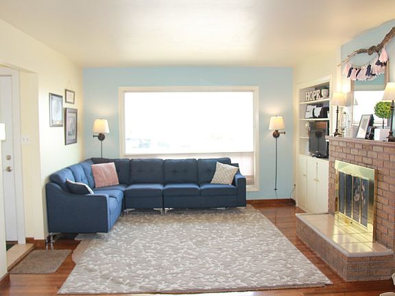 3rd image of 570 8th St