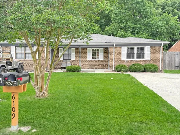 6109 Brookwood Dr APT B, Suffolk, VA 23435