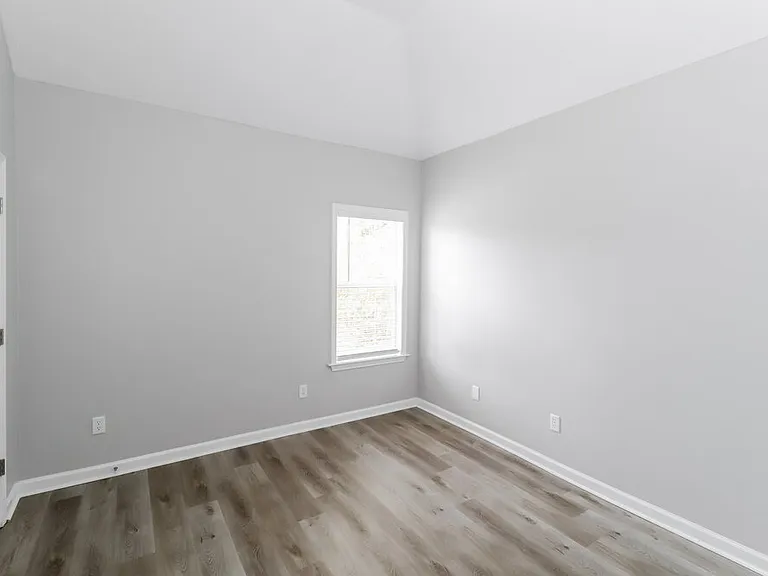 8750 Rogers Park Ave — Photo 13