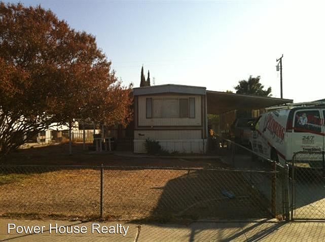 2nd image of 2517 Clara Ct