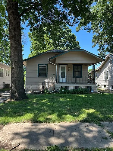 419 E Jackson St Photo 1