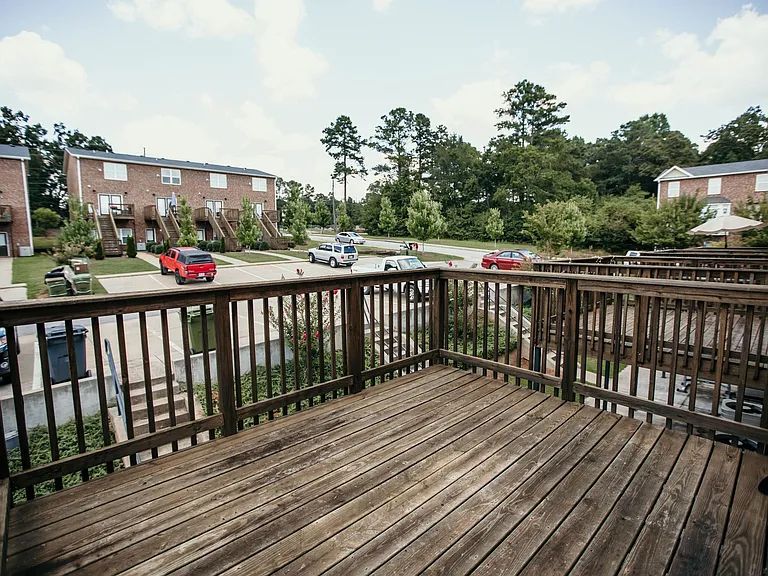 Whitehall Terrace Townhomes — Photo 5