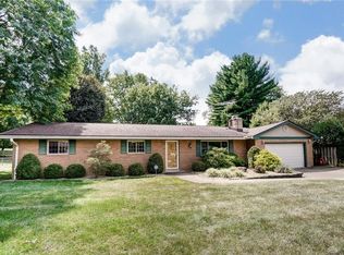 3229 Brookmoor Dr, Beavercreek, OH 45434