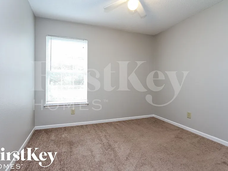 6518 Redland Way — Photo 13