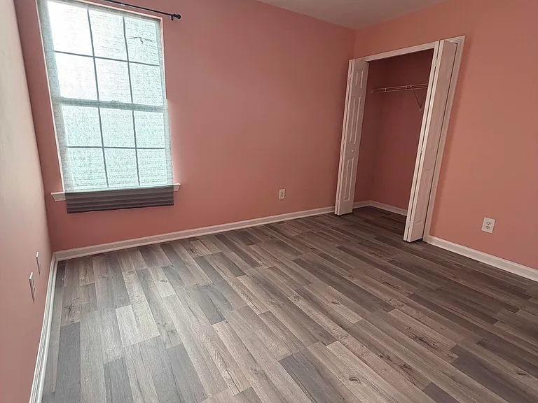 1936 Oakwood Grove Dr — Photo 23
