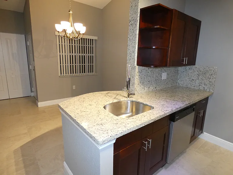 2851 N Oakland Forest Dr #309 — Photo 5