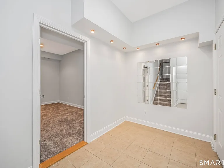 806 Hope St #2 — Photo 2