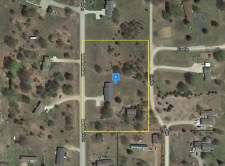 2933 Landmark Ln, Interlochen, MI 49643