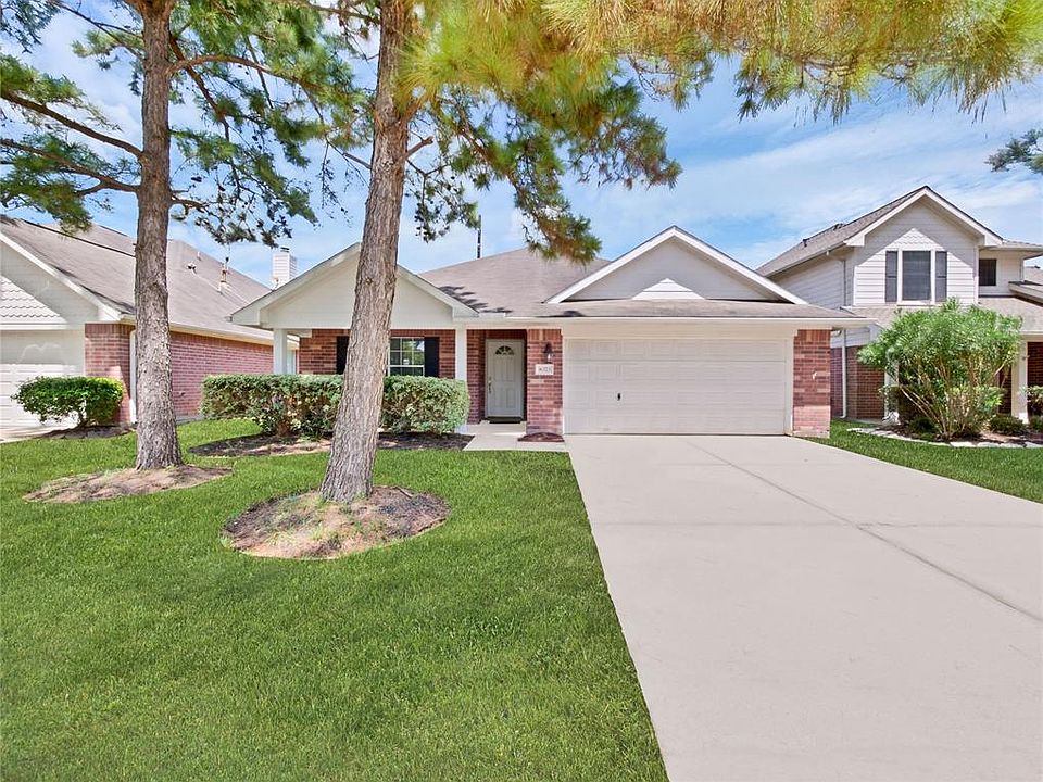 1st image of 16323 Redbud Berry Ln