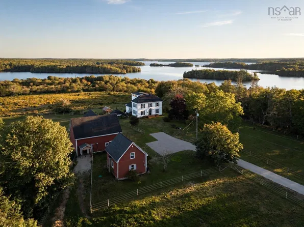 1692 Raynardton Rd, Yarmouth, NS B0W 3M0