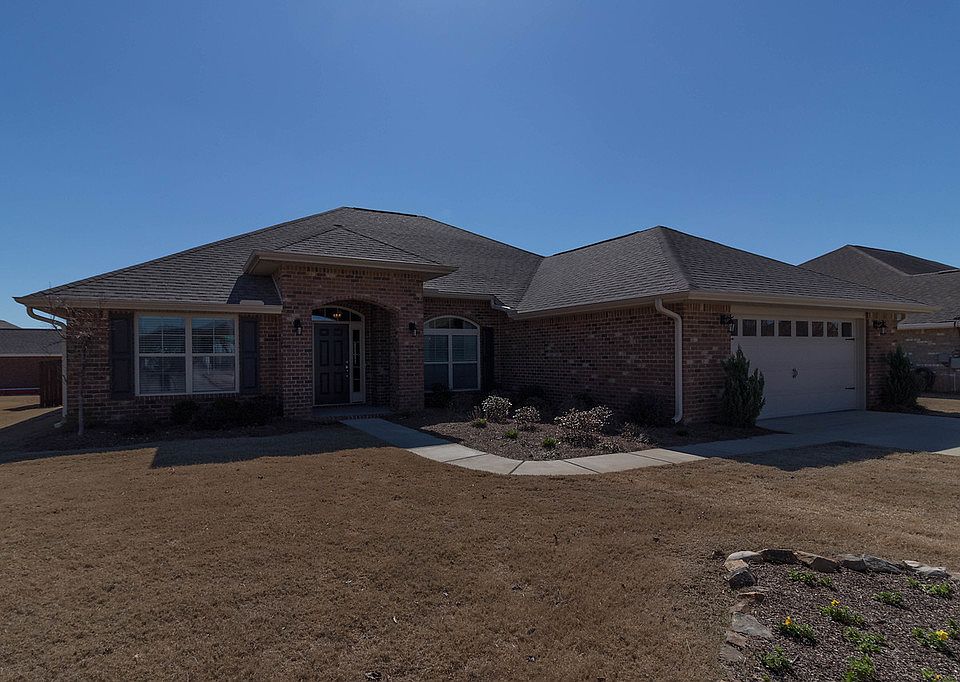 2nd image of 137 Virginia Fern Cir