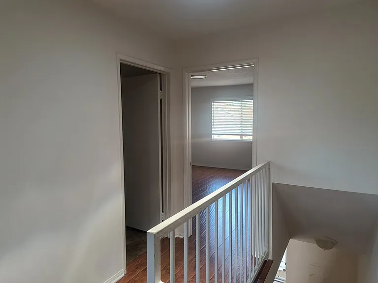 10208 Pinewood Ave #7 — Photo 10