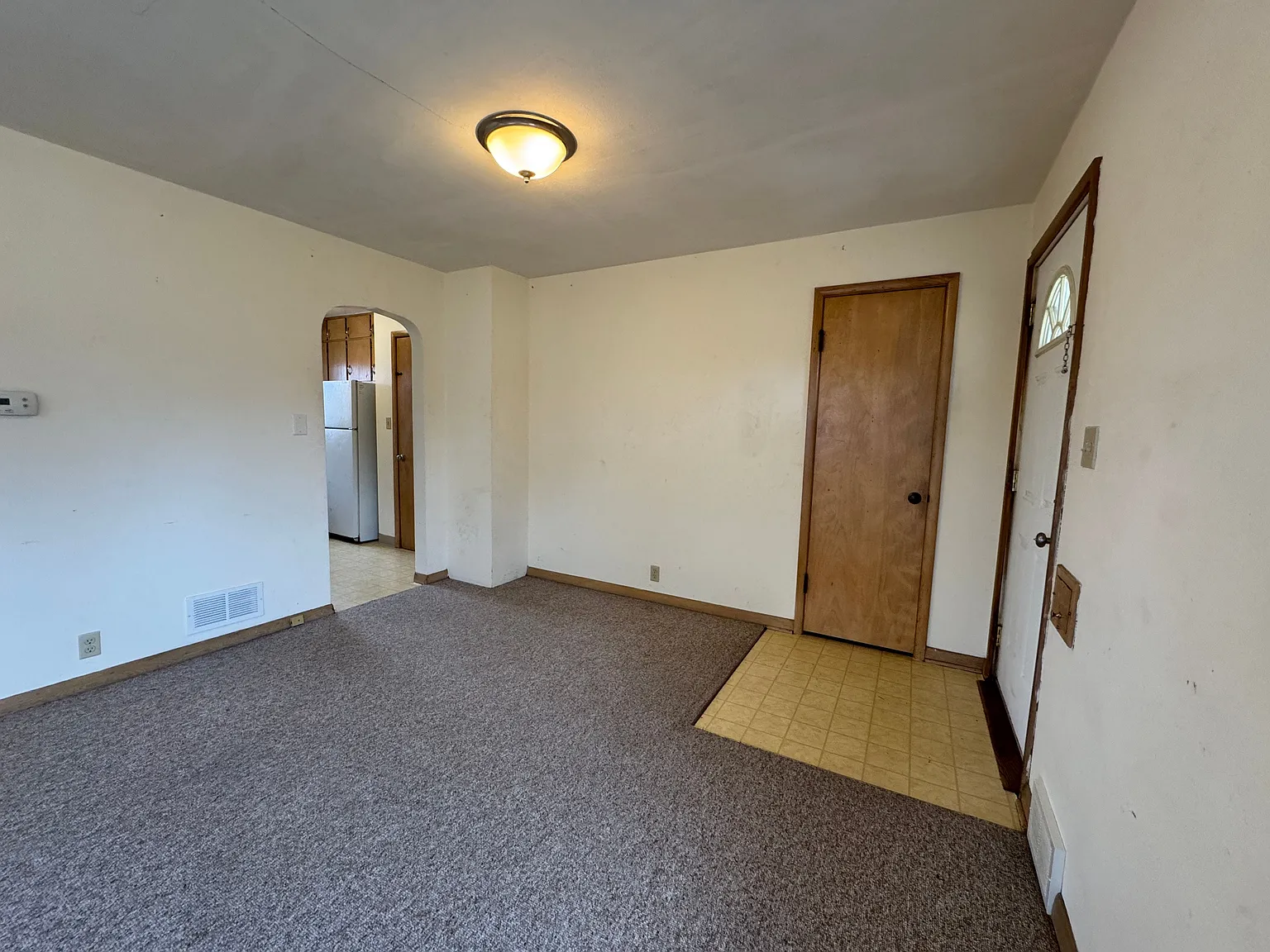 1 bed, 1.0 bath, $825 — Photo 2