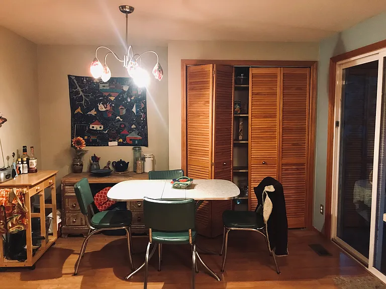 Kitchen table