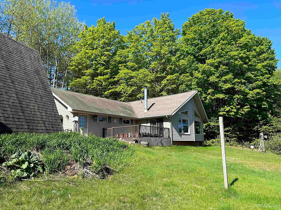3910N3910 Grandview Dr, Iron Mountain, MI 49801 Zillow
